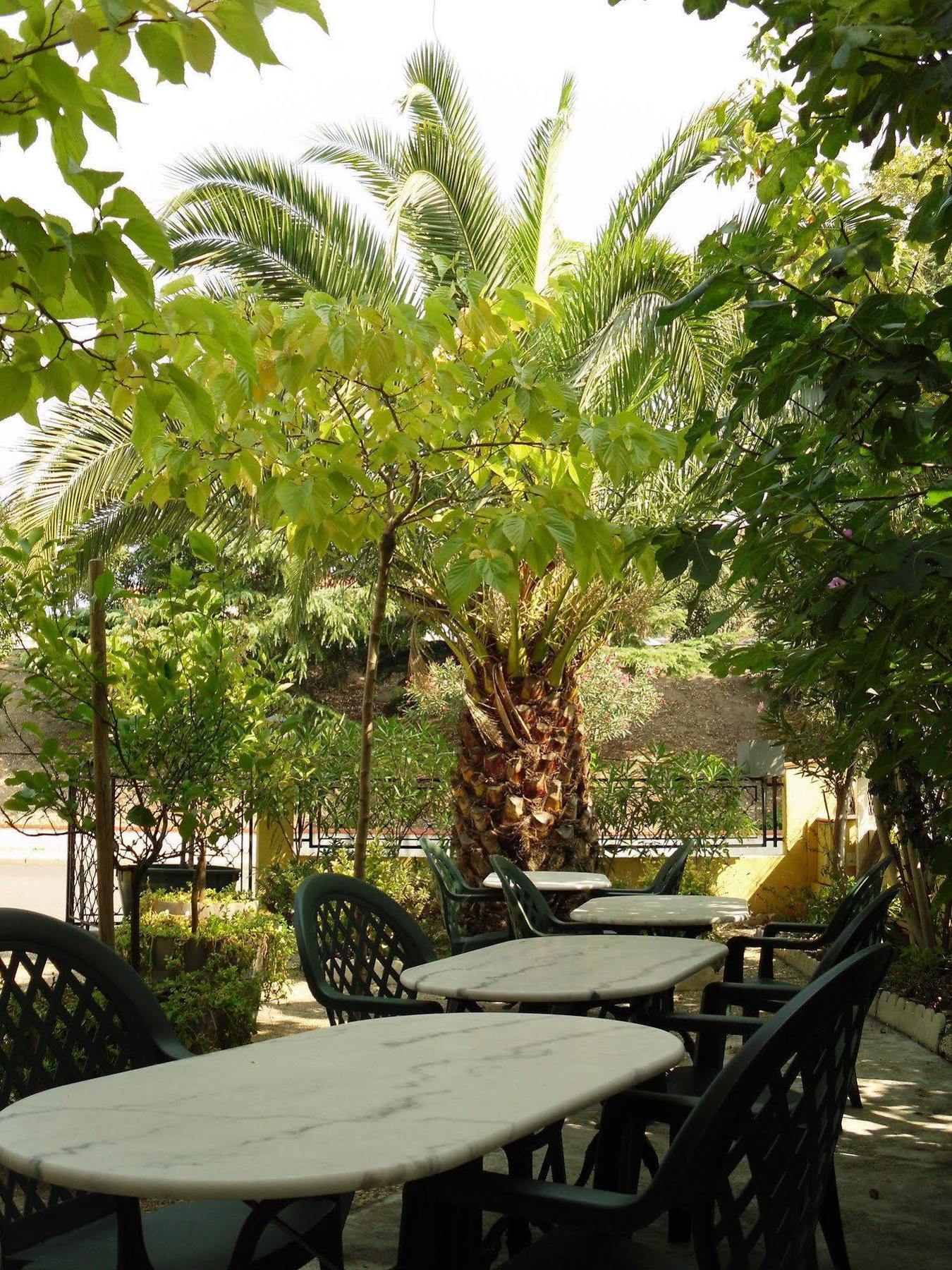 Le Nid Hotel 2*